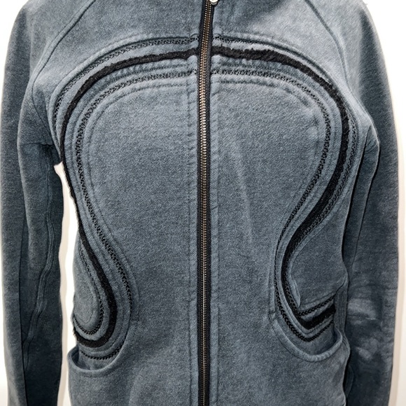 Lululemon Fleece Jacket, size 10 - Picture 3 of 13